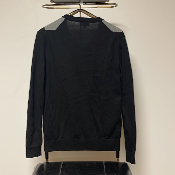 Express Argyle V-neck Sweater - Picture 3 of 6